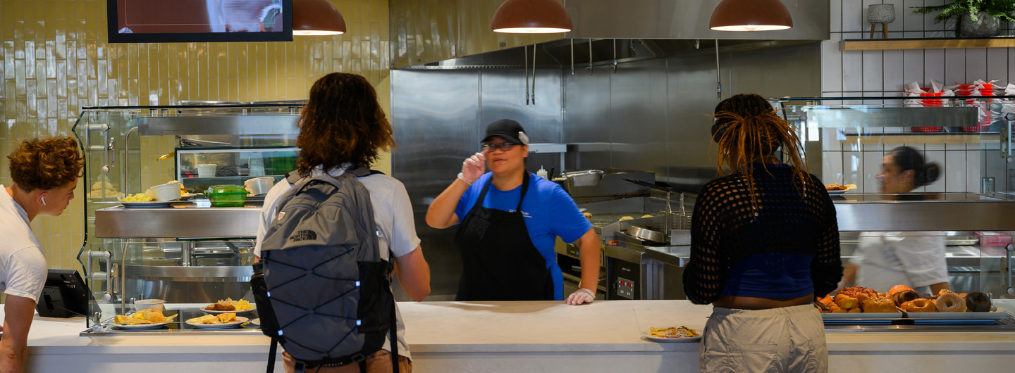 students ordering at Ventanas counter