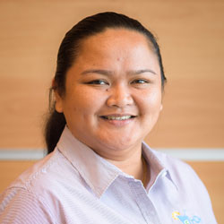 Bio Photo: Jenny Saulog